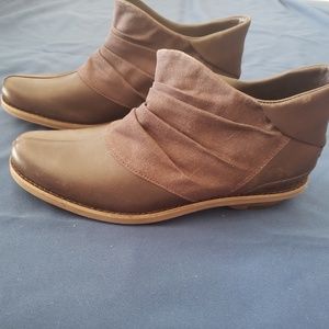 merrell adaline bluff